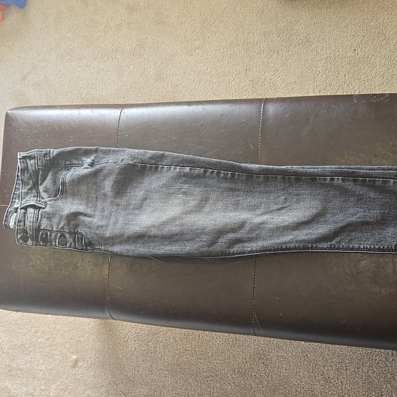 Old Navy Blavk Rockstar Super High Skinny High Rkse Jeans - Picture 2 of 3